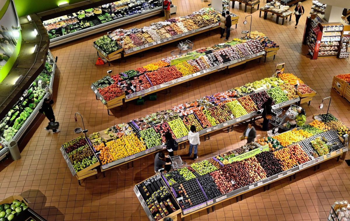 Cientos de alimentos en un supermercado / PIXABAY