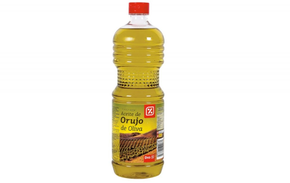 Una botella de aceite de orujo / DIA