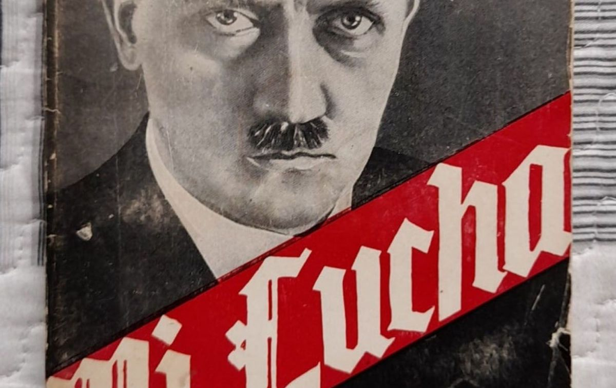 El libro 'Mi lucha', de Adolf Hitler, sólo está disponible en Alemania para estudiosos / WALLAPOP