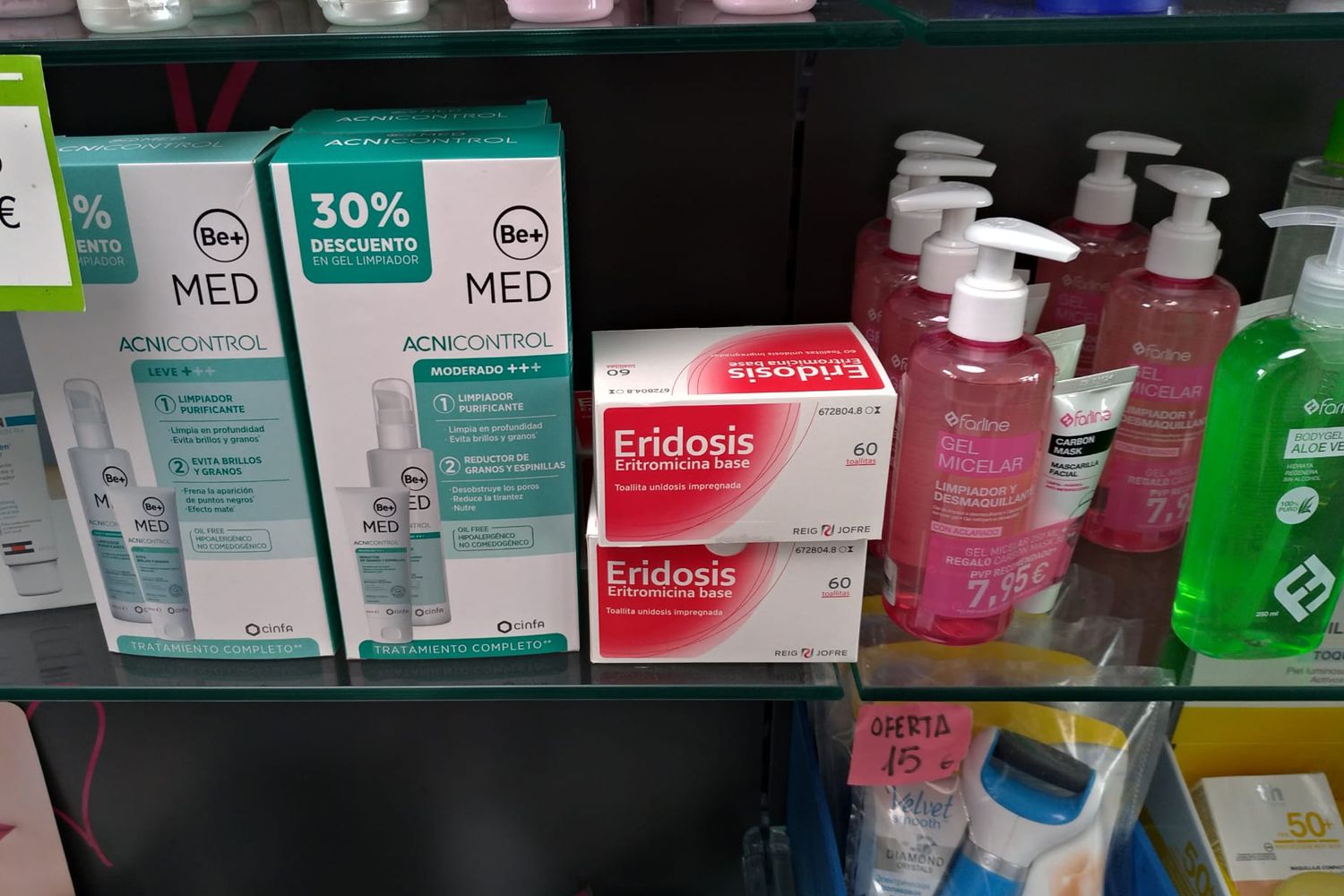 toallitas para el acné Eridosis y el desliz de farmacia: ilegal"