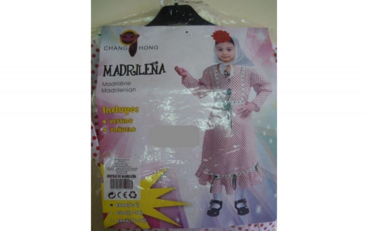 El vestido de madrileña para niños que el Ministerio de Consumo ha retirado del mercado / MINISTERIO DE CONSUMO
