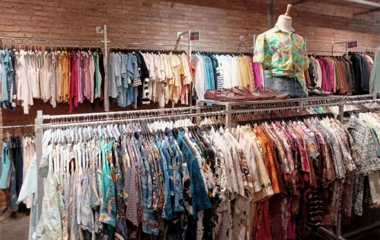 Una tienda de Humana Vintage en Barcelona / HUMANA