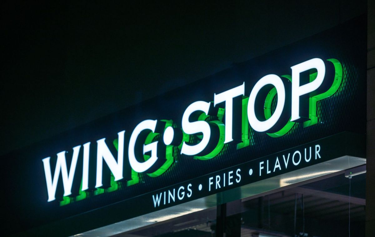 El logo de la marca / WINGSTOP