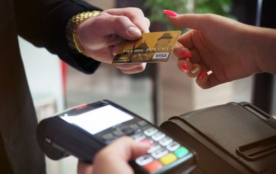 Los bancos son libres para fijar comisiones / PEXELS Los bancos son libres para fijar comisiones / PEXELS