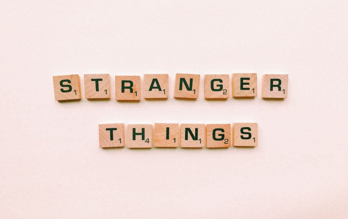 El logo característico de 'Stranger Things', serie de Netflix / PEXELS
