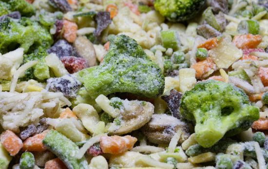 Champiñones y brócoli congelados junto a otras verduras / PIXABAY Champiñones y brócoli congelados junto a otras verduras / PIXABAY