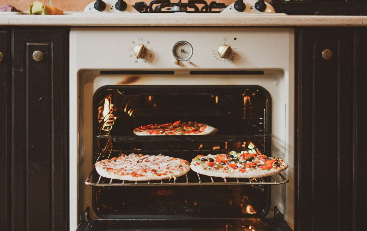 Varias pizzas congeladas al horno / UNSPLASH