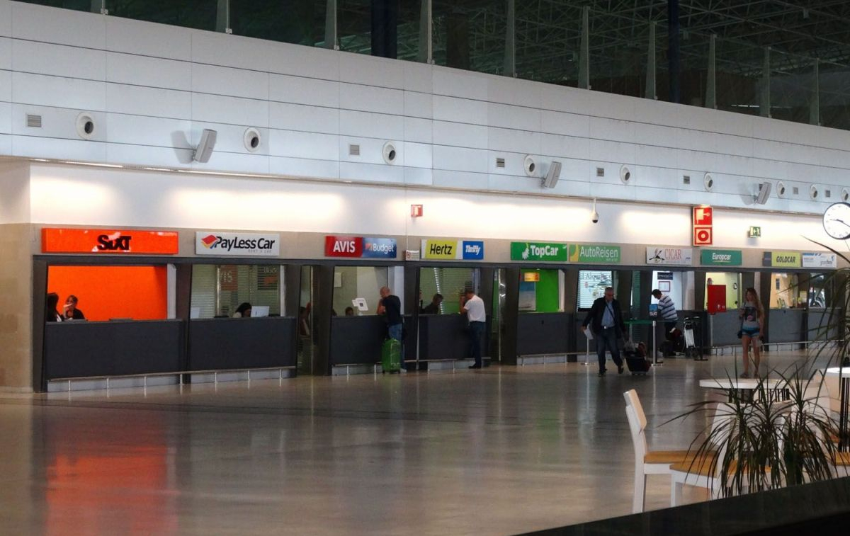 Aviso a partir del 18 de julio te quedarás sin coche de alquiler en