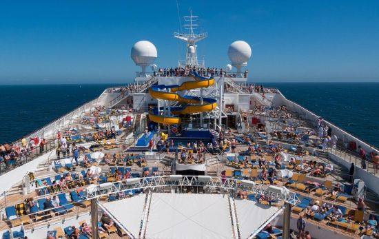 Un crucero surcando el mar en plenas vacaciones de verano / PIXABAY Un crucero surcando el mar en plenas vacaciones de verano / PIXABAY