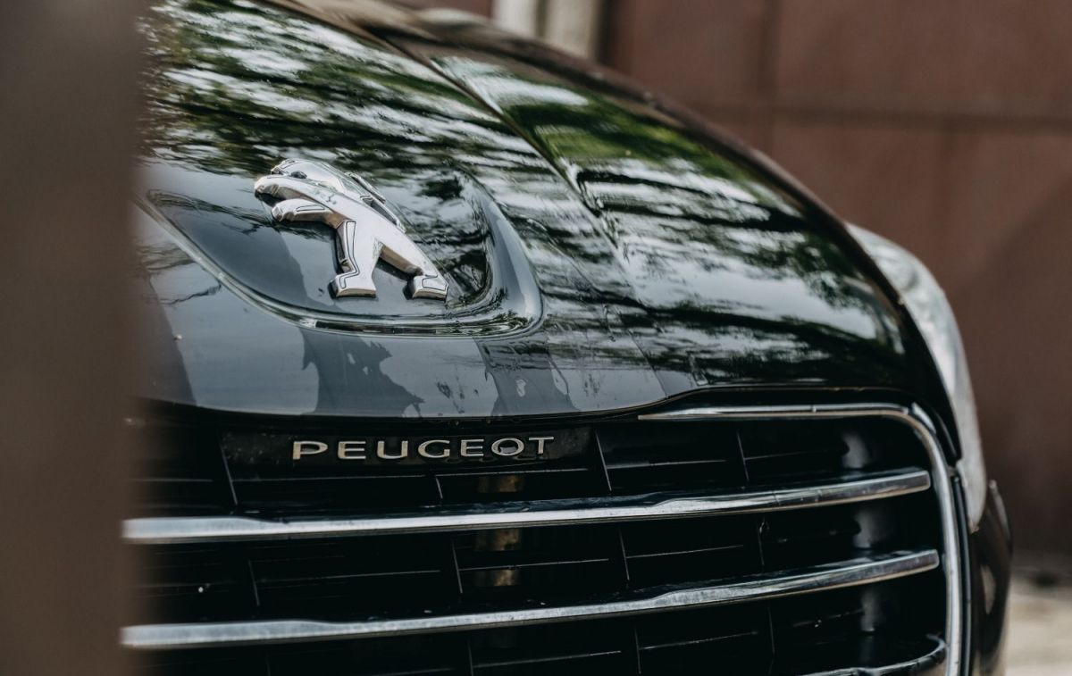 Un coche Peugeot / PEXELS