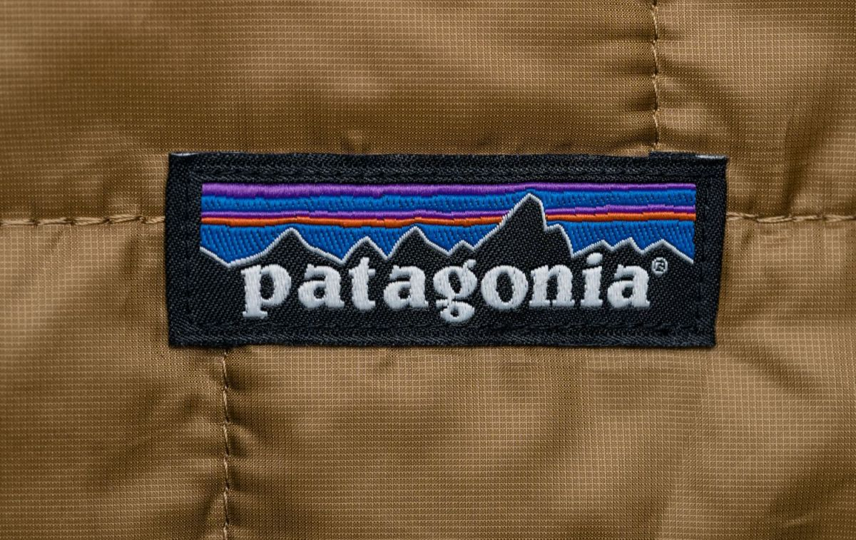 La etiqueta de Patagonia en un abrigo / UNSPLASH