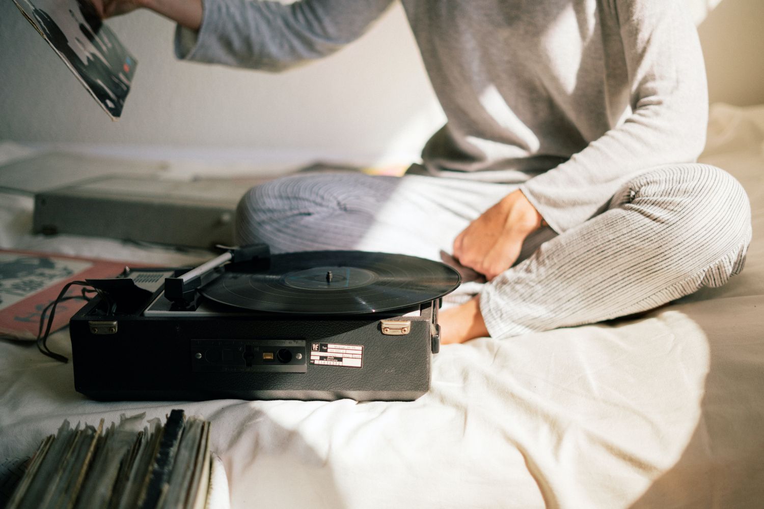 Ikea lanza un tocadiscos con Swedish House Mafia y los expertos lo
