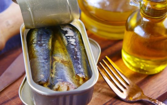 Unas sardinas en aceite / PEXELS Unas sardinas en aceite / PEXELS