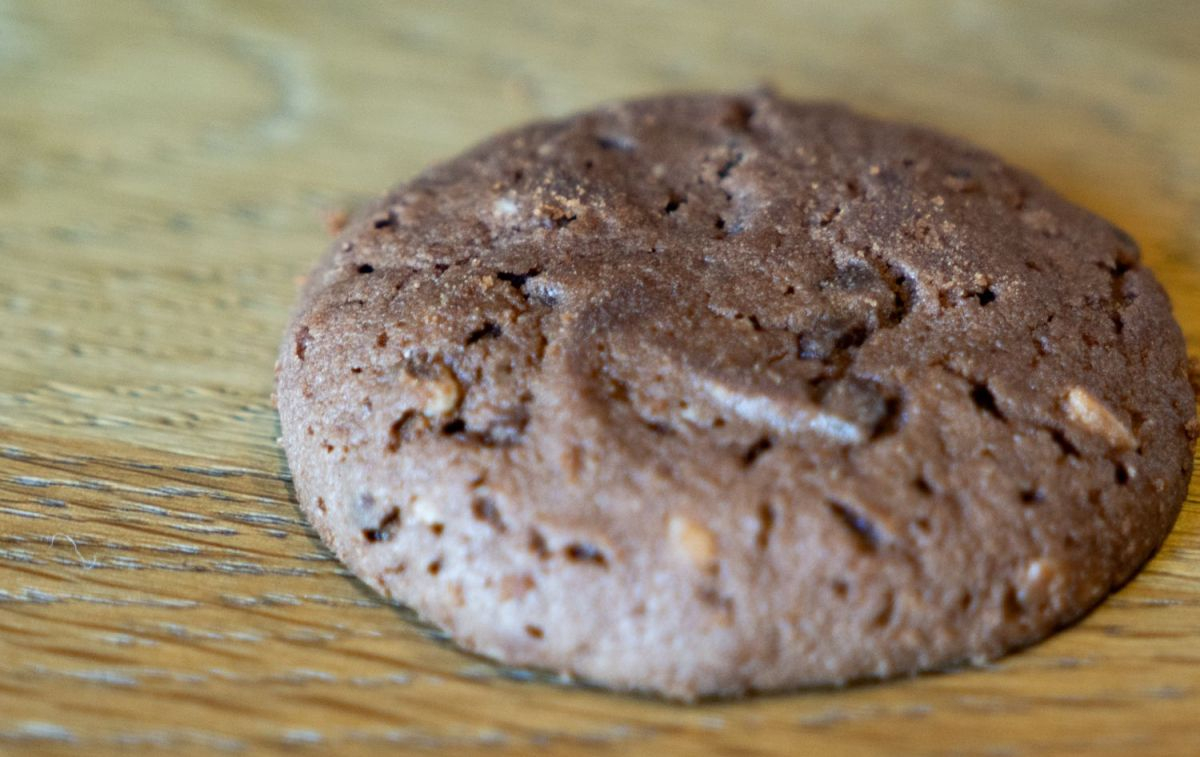 Una de las galletas de Cookies&Cream de Nocilla / LUIS MIGUEL AÑÓN (CG)