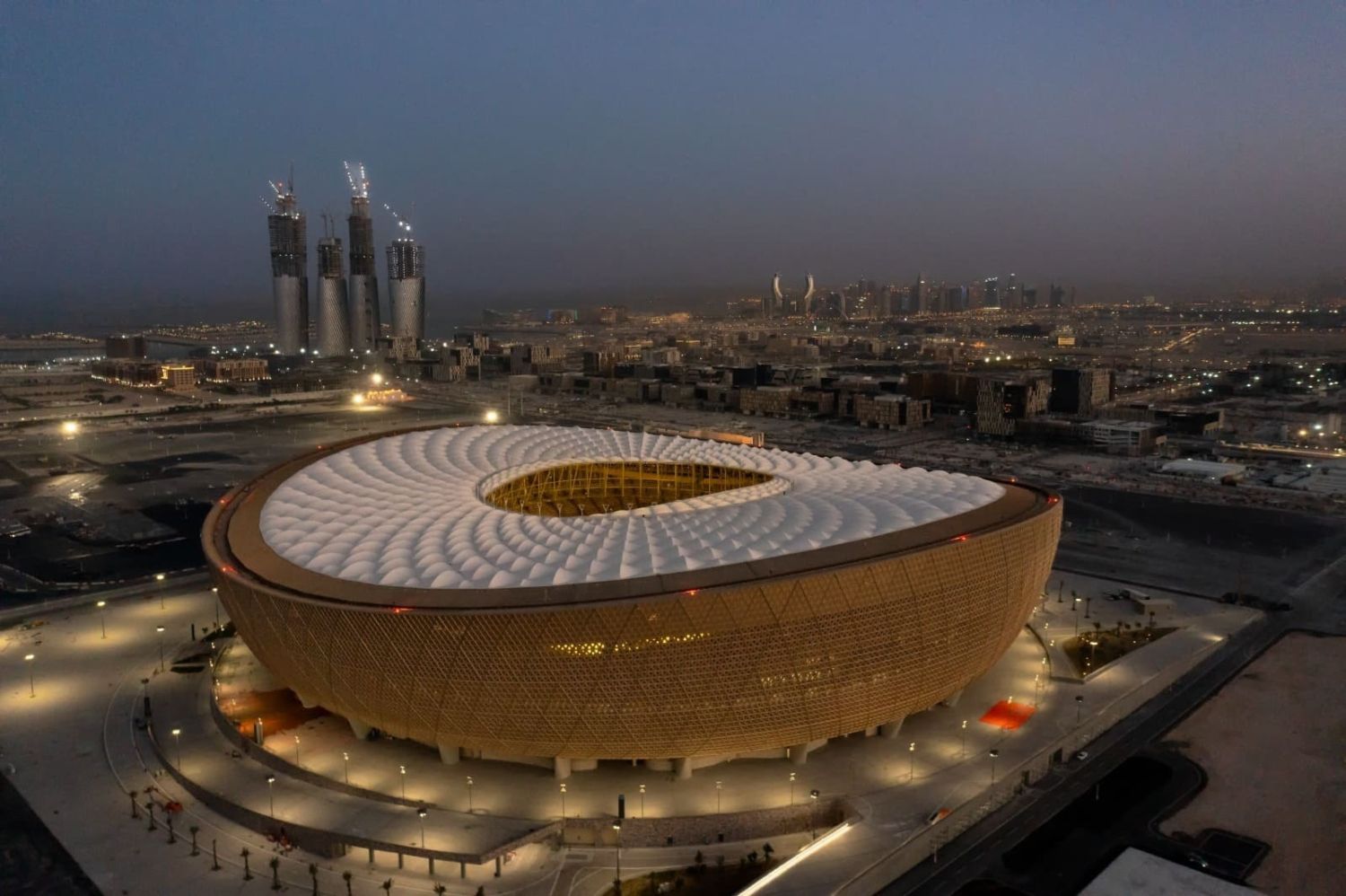 Imagen exterior del Estadio de Lusail en Catar, escenario de la final de la Copa del Mundo de 2022 / QATAR 2022 Imagen exterior del Estadio de Lusail en Catar, escenario de la final de la Copa del Mundo de 2022 / QATAR 2022
