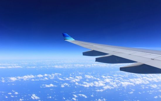 El avión de una aerolínea que ofrece vuelos a través de Skyscanner / PEXELS El avión de una aerolínea que ofrece vuelos a través de Skyscanner / PEXELS