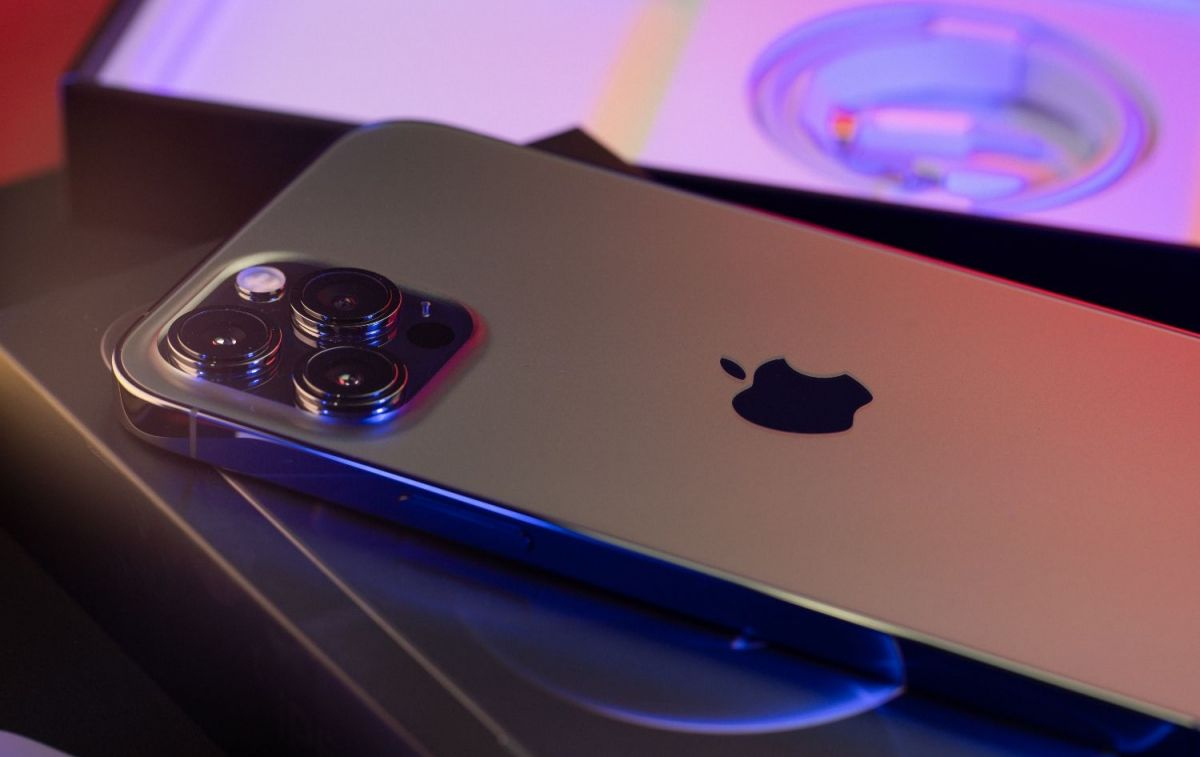 El iPhone 12 ya es el mejor móvil calidad-precio de Apple / UNSPLASH