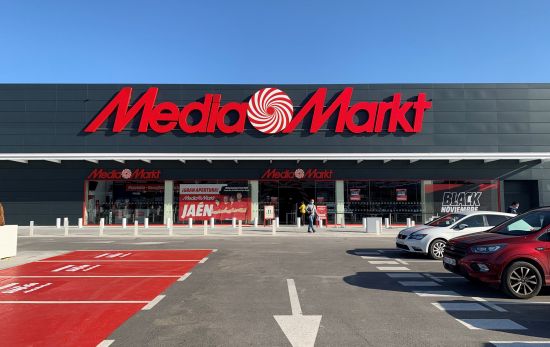 MediaMarkt se aferra a novas lojas, seguros e energia para crescer