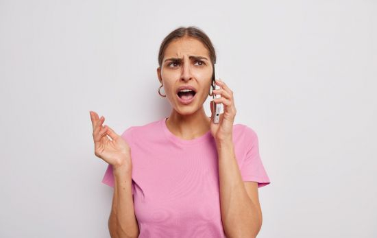 Una persona que no sabe aplicar la regla de los 90 segundos para gestionar sus emociones/ FREEPIK Una persona que no sabe aplicar la regla de los 90 segundos para gestionar sus emociones/ FREEPIK