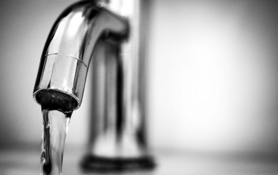 Un grifo tradicional sin calentador de agua eléctrico / PEXELS Un grifo tradicional sin calentador de agua eléctrico / PEXELS