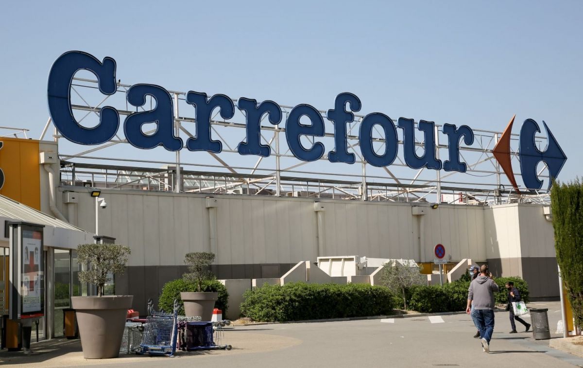 Un hipermercado de Carrefour / EP