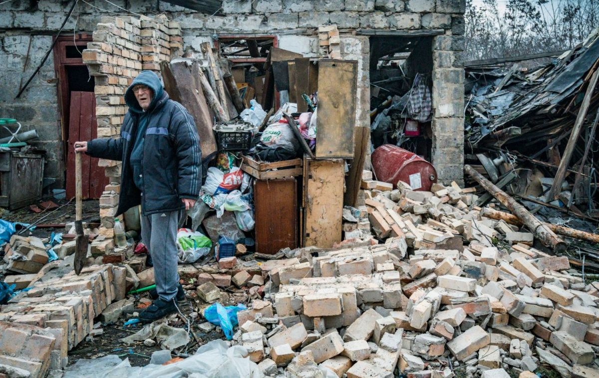 Una vivienda en ruinas en la región de Donbass / EP - Celestino Arce Lavin / Zuma Press / ContactoPhoto