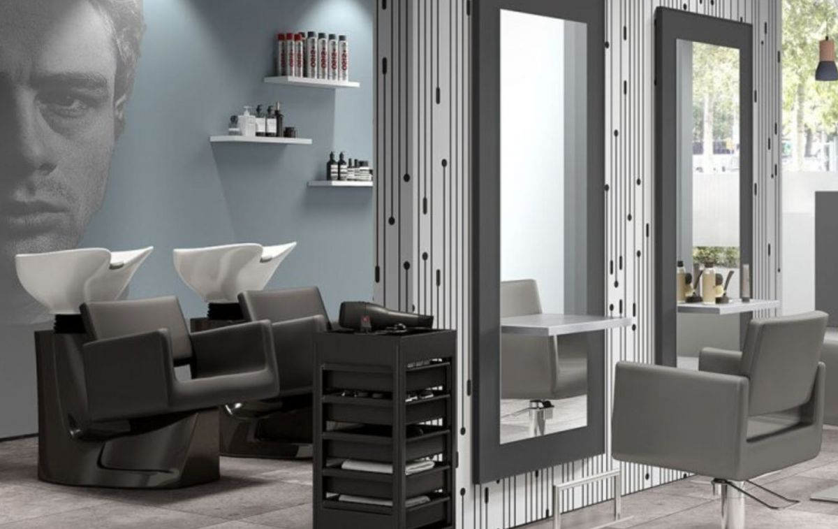 Varias sillas profesionales en un centro / STETICA PROFESIONAL Varias sillas profesionales en un centro / STETICA PROFESIONAL