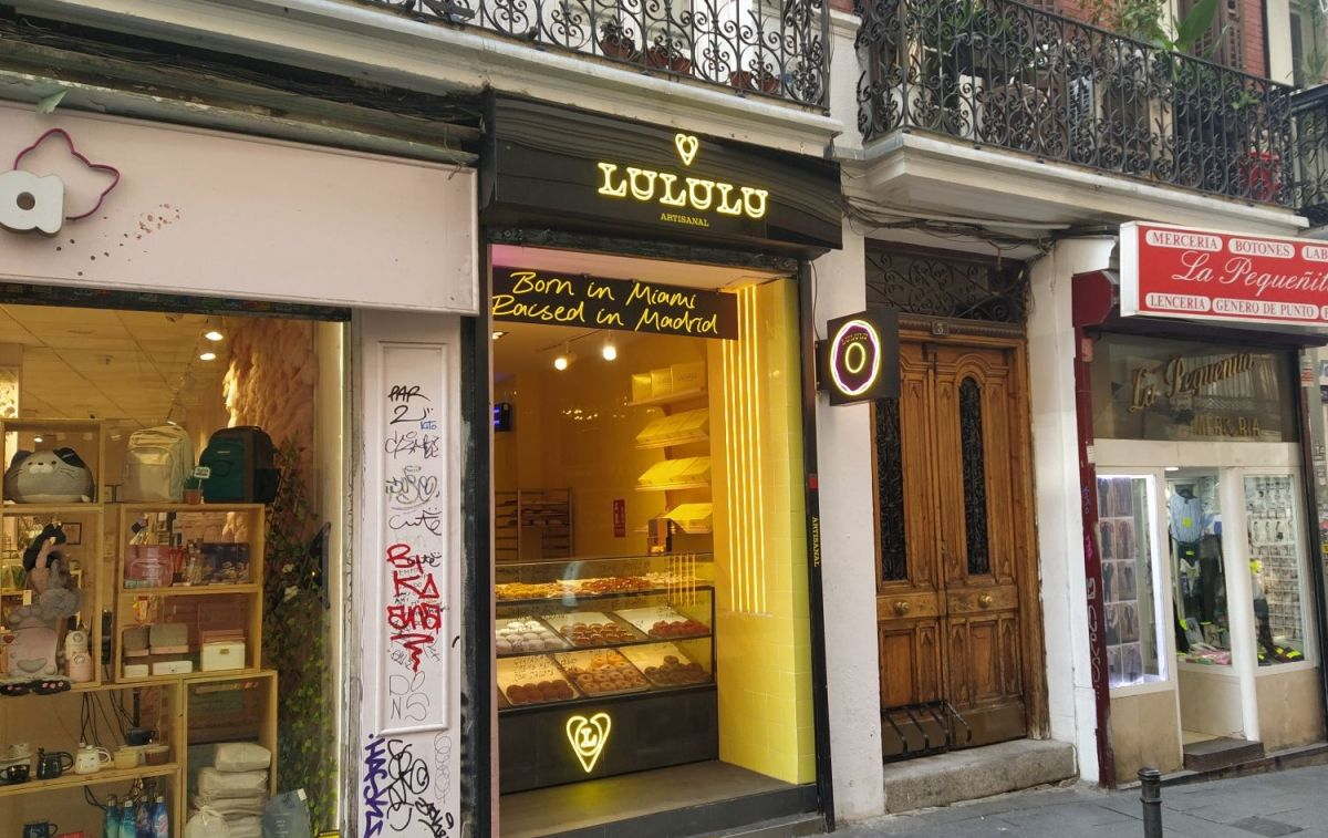 Lululu, la pastelería madrileña que vende dónuts de oro / CG