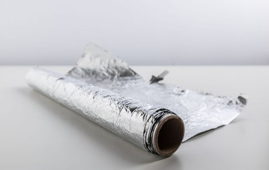 Un rollo de papel de aluminio / FREEPIK