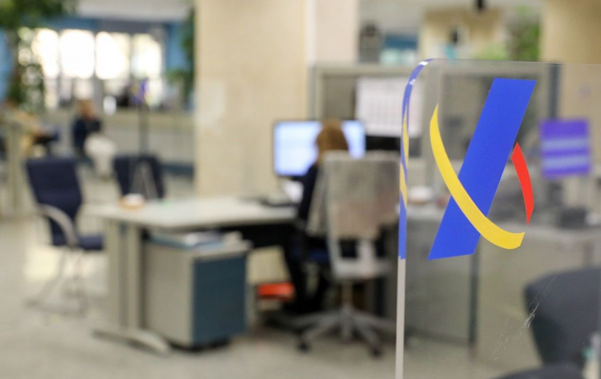 Una sede de la Agencia Tributaria para hacer la declaración de la Renta a Hacienda / EP Una sede de la Agencia Tributaria para hacer la declaración de la Renta a Hacienda / EP
