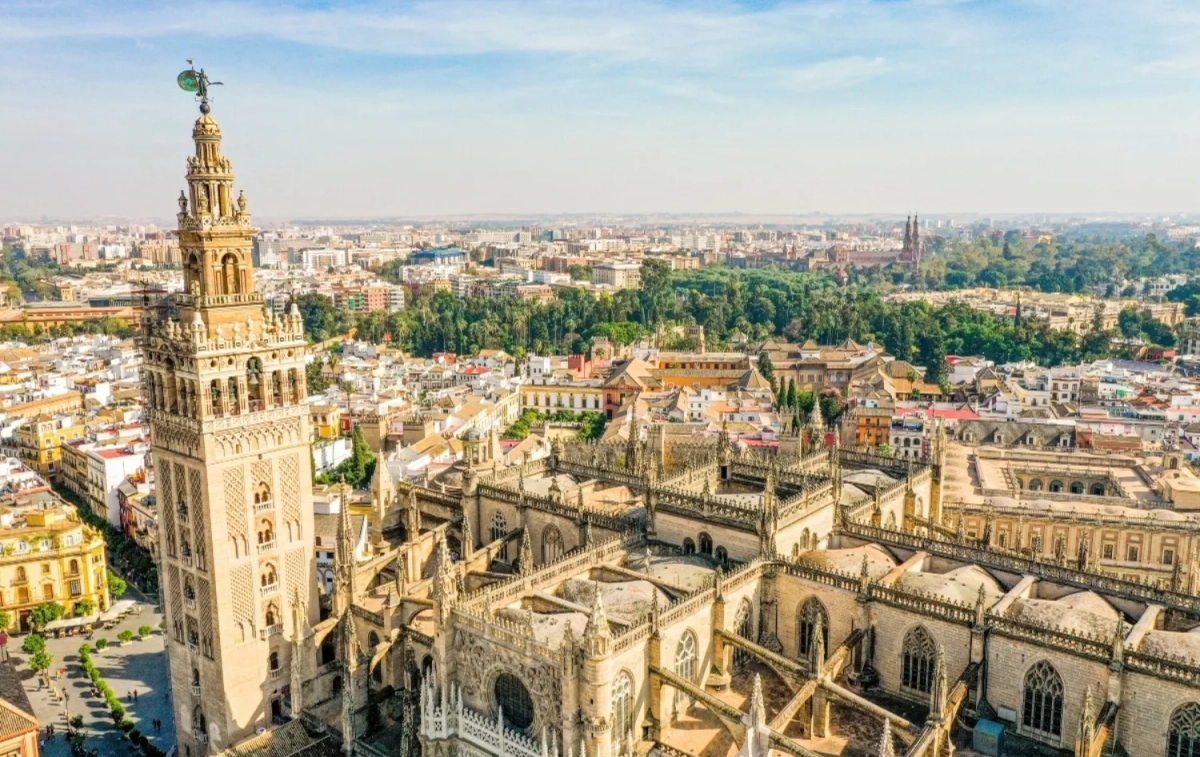 La Catedral de Sevilla / World Nomac