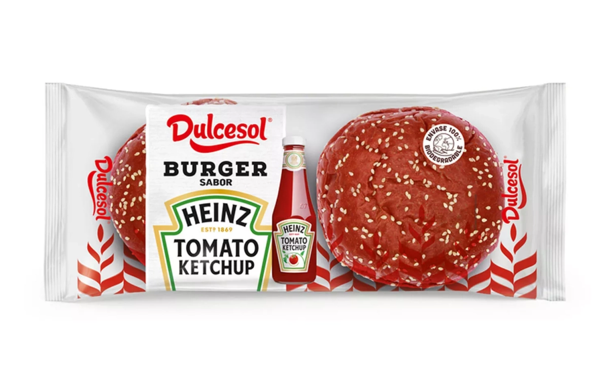 El pan para hamburguesa con sabor a kétchup de Dulcesol y Heinz / AHORRAMAS El pan para hamburguesa con sabor a kétchup de Dulcesol y Heinz / AHORRAMAS