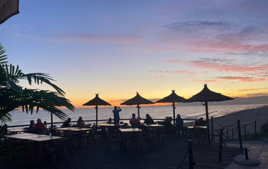 Las vistas desde la terraza del Chiringuito Los Tony's, famoso por sus arroces / CHIRINGUITOLOSTONYS Las vistas desde la terraza del Chiringuito Los Tony's, famoso por sus arroces / CHIRINGUITOLOSTONYS
