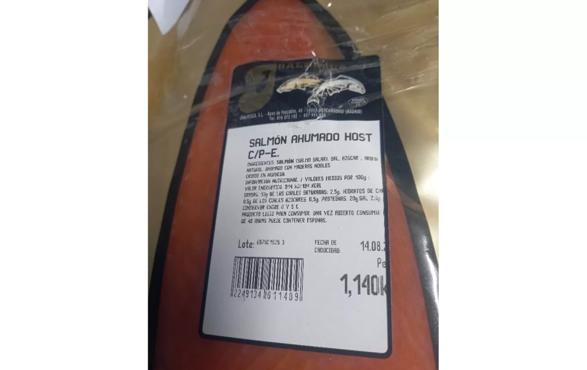 El salmón ahumado afectado por la presencia de listeria / AESAN