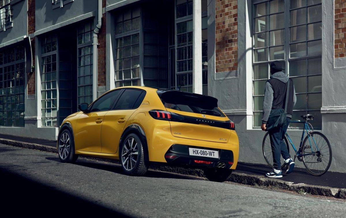 El modelo Peugeot 208, uno de los coches más vendidos en España / EP El modelo Peugeot 208, uno de los coches más vendidos en España / EP