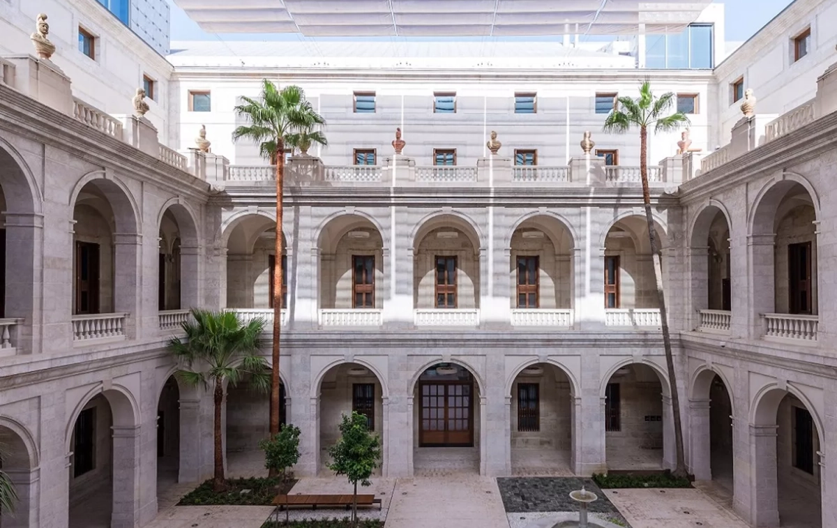 El patio del Palacio de la Aduana, que acoge el Museo de Málaga / MUSEO DE MÁLAGA
