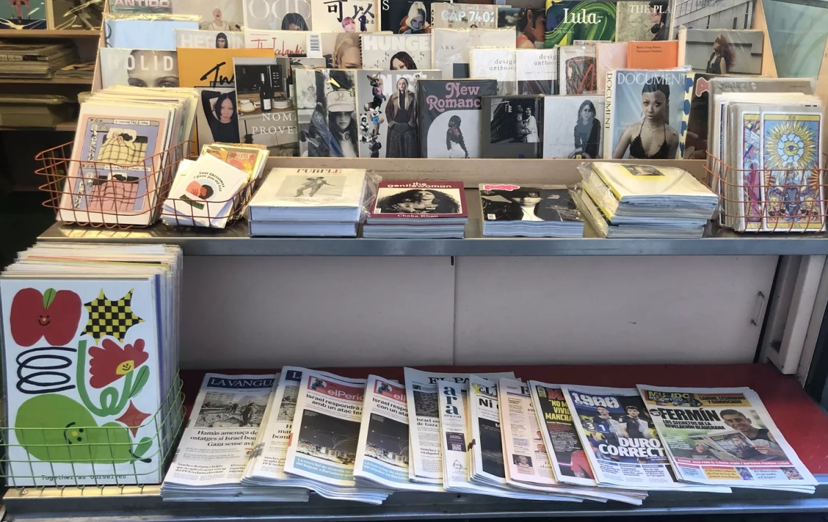 Periódicos y revistas en Odd Kiosk / CG