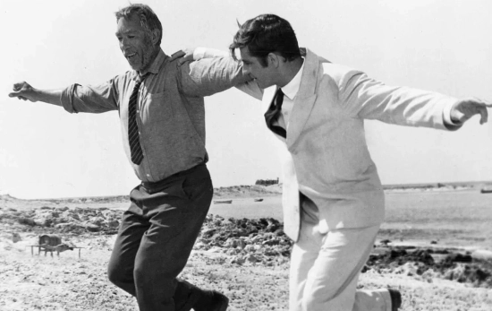 Fotograma de la película 'Zorba, el griego', el filme que inspiró a Amancio Ortega Fotograma de la película 'Zorba, el griego', el filme que inspiró a Amancio Ortega