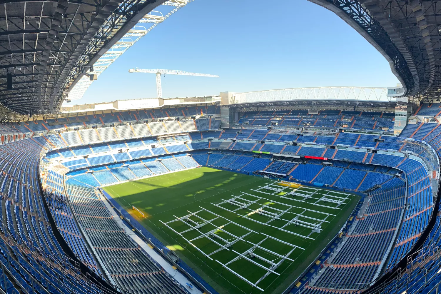 Vista del estadio Santiago Bernabéu en obras / UNSPLASH