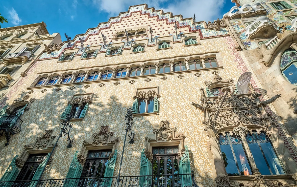 La fachada de la Casa Amatller de Barcelona / ASOCIACIÓN PASSEIG DE GRÀCIA