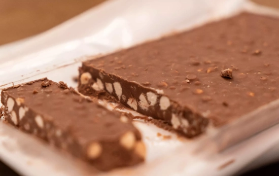 Turrón Suchard con galletas Príncipe / CG