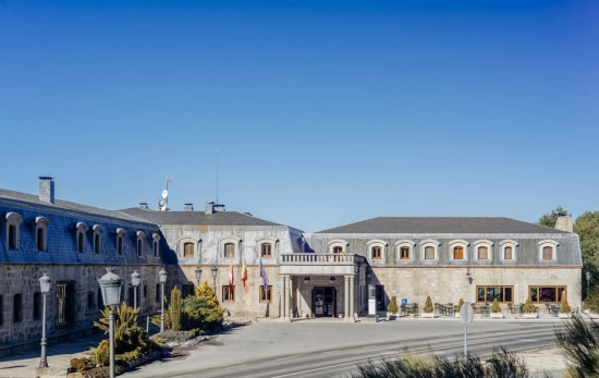 El Parador de Gredos / PARADORES