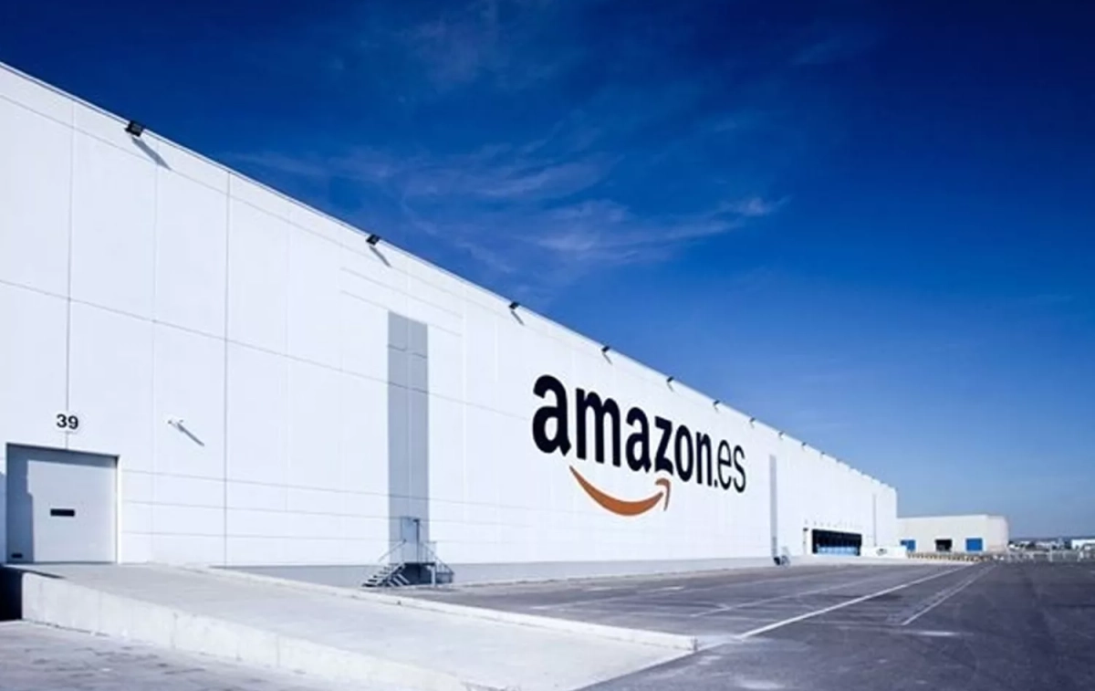 Un centro logístico de Amazon en España / EP