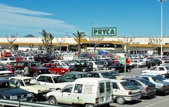 Un gran supermercado de Pryca en España / YOUTUBE