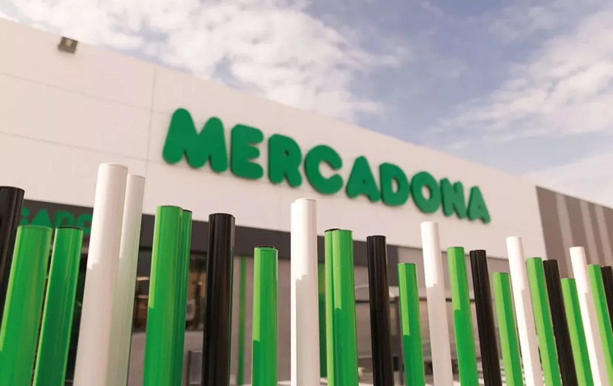 Un supermercado Mercadona / MERCADONA Un supermercado Mercadona / MERCADONA