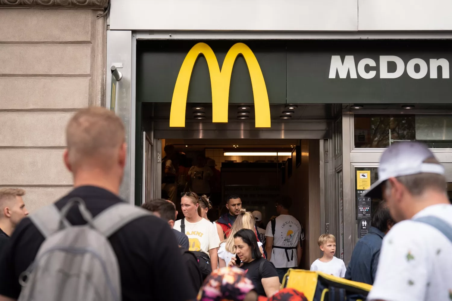 Um restaurante McDonald's / PE