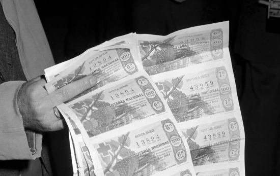 Uno décimos de la Lotería Nacional que Leonarda no compró / MANUEL LÓPEZ CONTRERAS - EFE