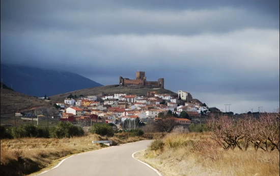 Trasmoz, el pueblo maldito / ASOCIACIÓN ESPAÑOLA DE AMIGOS DE LOS CASTILLOS