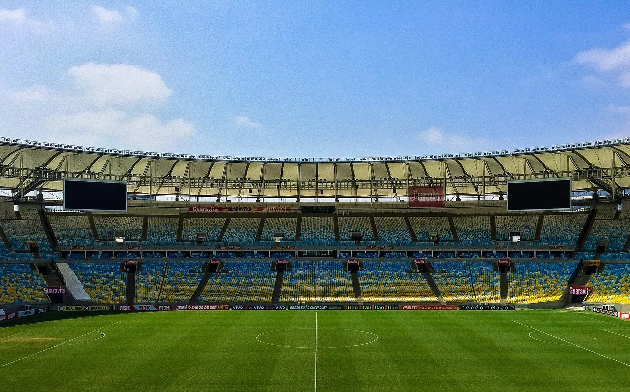 Un estadio de fútbol vacío / CG Un estadio de fútbol vacío / CG