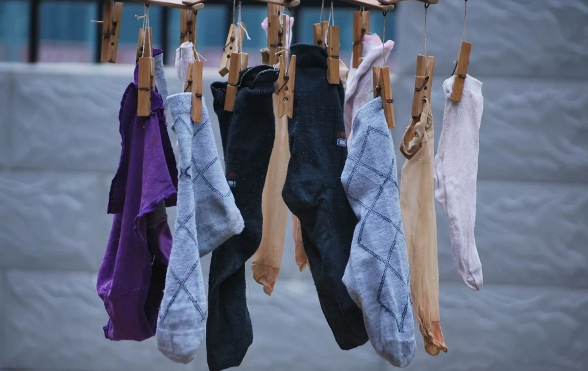 Un tendedero con calcetines y medias / PIXABAY Un tendedero con calcetines y medias / PIXABAY